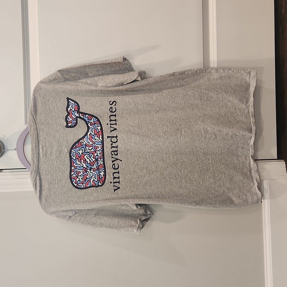 Vineyard Vines men's pocket tshirt size medium